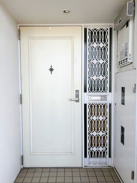 Renovated 3LDK Apartment for Sale in Himeji, Hyogo - Thumbnail 3