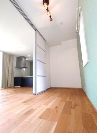3LDK House for Sale in Nishikyo Ward, Kyoto, 96.39 sqm - Thumbnail 2