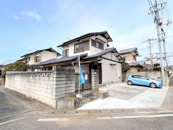 Renovated 3LDK House in Miki, Kagawa with Parking - Thumbnail 2