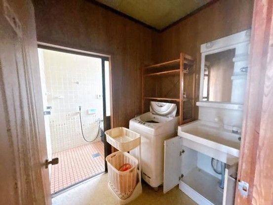 6DK Used House on Corner Lot in Matsue, Shimane - Thumbnail 3