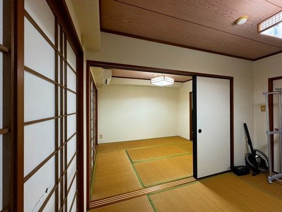 2LDK Apartment for Sale in Naha City, Okinawa - 49.14m² - Thumbnail 3