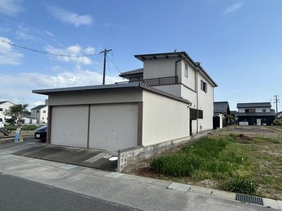 7DK Detached House in Gifu City with Parking for 4 Cars - Thumbnail 2