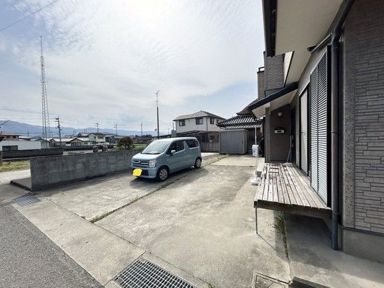 Renovated 4LDK House in Yoshinogawa, Tokushima - Thumbnail 3