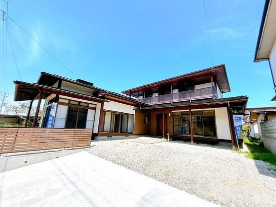 Renovated 5LDK House with Large Lot in Yamagata City - Thumbnail 4