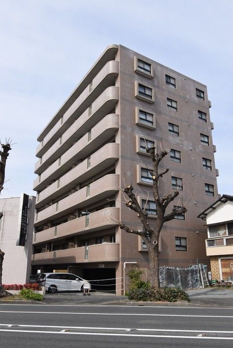 3LDK Apartment for Sale in Kumamoto Higashi Ward, 76.58m² - Thumbnail 2