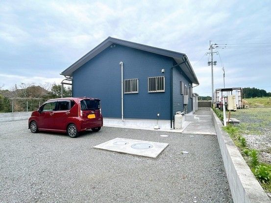 Modern 3LDK House in Minamikyushu with Large Garden - Thumbnail 3