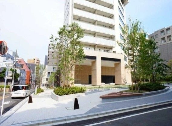2LDK Apartment for Sale in Minato, Tokyo - 60.75 sqm - Thumbnail 3