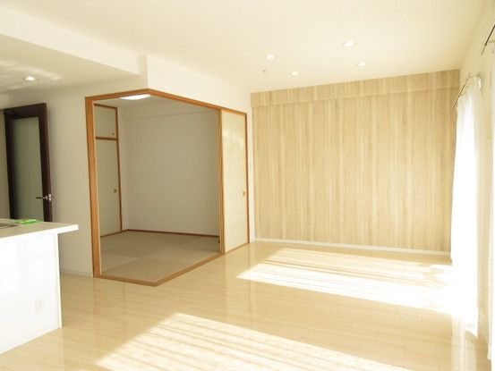 3LDK All-Electric Apartment for Sale in Marugame, Kagawa - Thumbnail 3