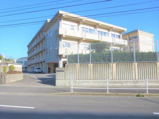Renovated 4LDK House in Nagasaki City with Private Garden - Thumbnail 4