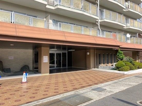 Renovated 2LDK Apartment for Sale in Matsuyama, Ehime - Thumbnail 3