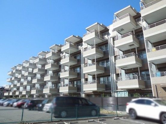 2LDK Apartment for Sale near Moriyama Station, Shiga - Thumbnail 3