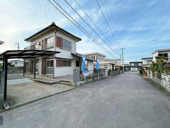 Renovated 3LDK House in Niihama with Large Land - Thumbnail 3