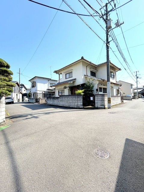 Renovated 3SLDK House for Sale in Matsuyama, Ehime - Thumbnail 2