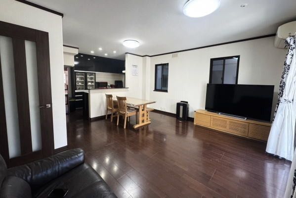 3SLDK Resale House in Atami City with Solar Power - Thumbnail 3