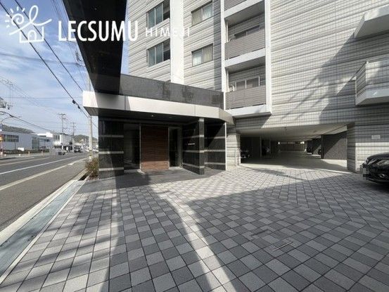 Palais Royal Egao Station Front - 3LDK Apartment in Himeji - Thumbnail 2