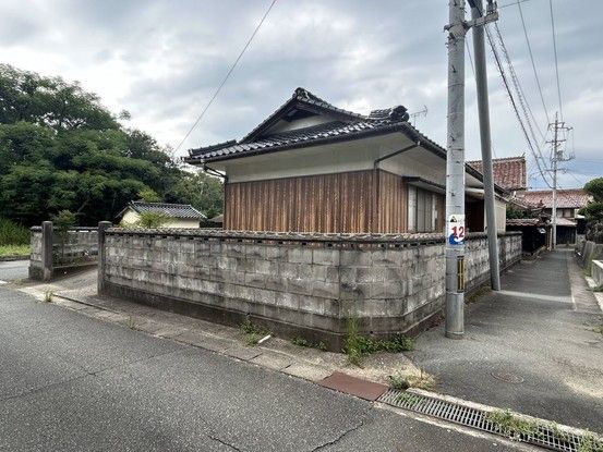2DK Used House for Sale in Gotsu City, Shimane - Thumbnail 3
