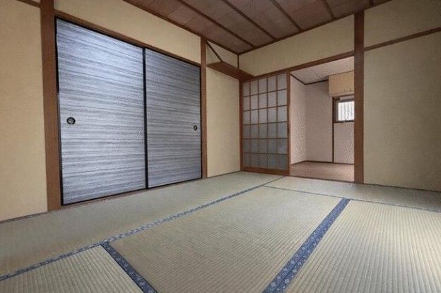 Renovated 3DK House in Omi-Hachiman, Shiga - Corner Lot - Thumbnail 3