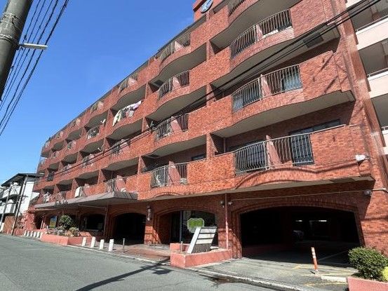 Renovated 2K Apartment in Central Kumamoto City - Thumbnail 4
