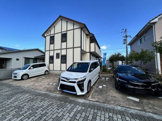 Renovated 4LDK House in Niihama, Ehime - 123 sqm - Thumbnail 2