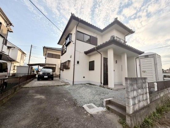 Renovated 3LDK House for Sale in Fuefuki, Yamanashi - Thumbnail 2