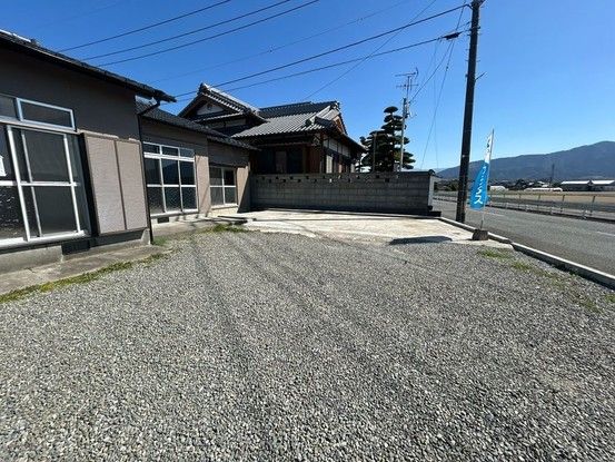 Renovated 3LDK House in Yatsushiro, Kumamoto - 91.77 sqm - Thumbnail 2