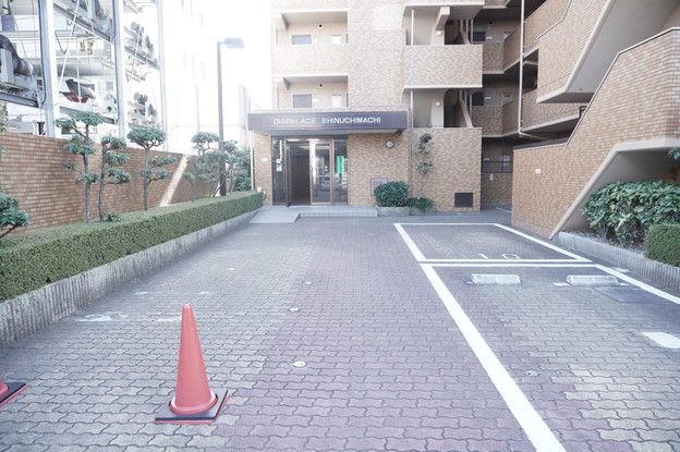 1DK Apartment for Sale in Tokushima City - 44m² - Near Station - Thumbnail 4