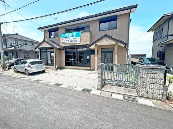 Renovated 5LDK Detached House for Sale in Nagahama, Shiga - Thumbnail 3