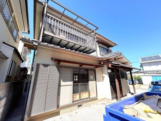 Renovated 4LDK House in Takamatsu with Parking - Thumbnail 2