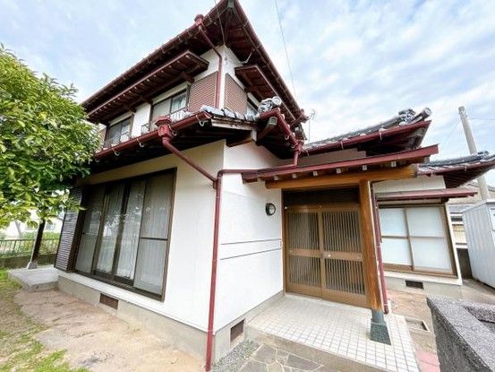 4LDK Detached House in Tosu City, Saga Prefecture - Thumbnail 2