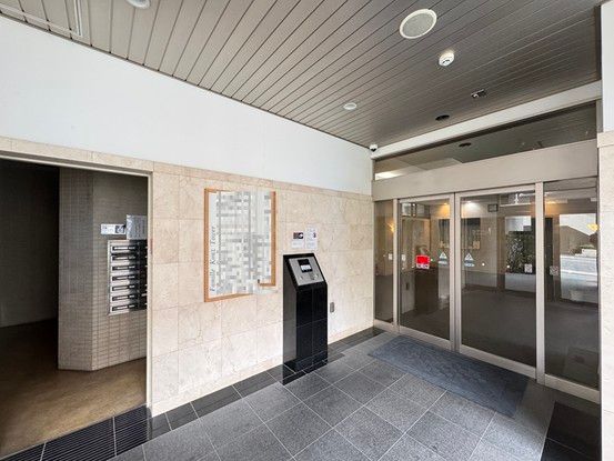 3LDK Apartment for Sale in Chuo Ward, Osaka – 55.8 Million Yen - Thumbnail 4