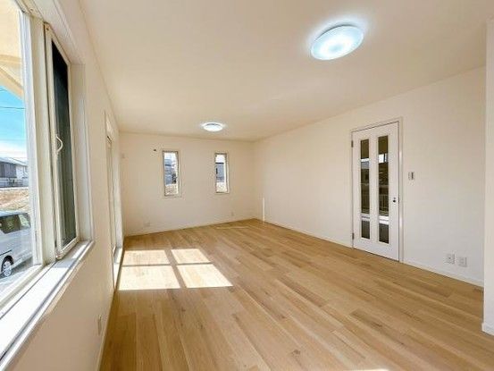 Spacious 3SLDK House with Large Land in Toyota City, Aichi - Thumbnail 4