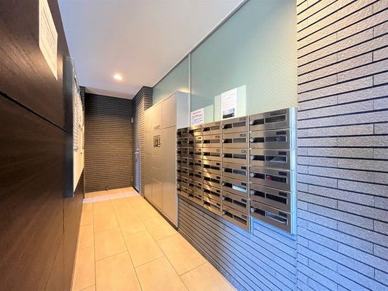 4LDK Apartment for Sale in Takamatsu, Kagawa - Thumbnail 3