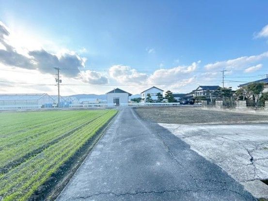 Renovated 4LDK House in Shiraishi, Saga - 126.35 sqm - Thumbnail 3