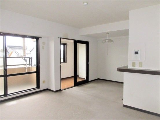 3LDK Apartment for Sale in Takaoka, Toyama - 85.73m² - Thumbnail 3