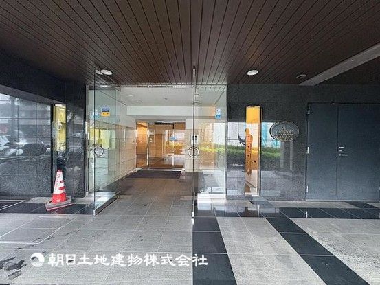 3LDK Apartment for Sale in Asahi Ward, Yokohama, 72.98 sqm, Renovated - Thumbnail 3