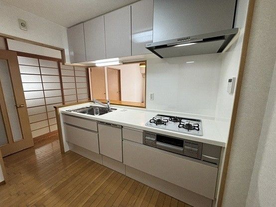 3LDK Apartment for Sale in Kusatsu, Shiga Near Station - Thumbnail 3