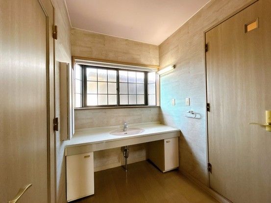 Spacious 4SLDK House for Sale in Annaka, Gunma - Thumbnail 2