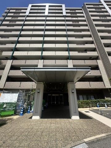 3LDK Apartment for Sale in Hiroshima Minami-ku, 69.45m² - Thumbnail 3