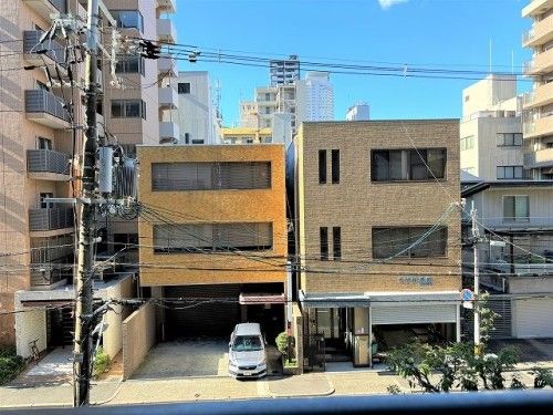 Legal Tenmabashi 2LDK Apartment for Sale in Osaka Kita Ward - Thumbnail 2