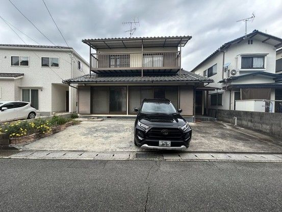 Renovated 4SLDK House in Higashi-ku, Hiroshima - Thumbnail 2