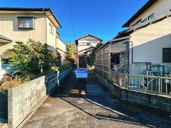 Renovated 2LDK House in Fuji City with Mount Fuji Views - Image 1
