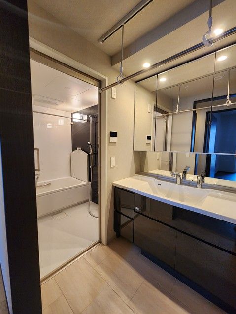 3LDK Apartment for Sale in Hakodate, Hokkaido - 80.28 sqm - Thumbnail 4