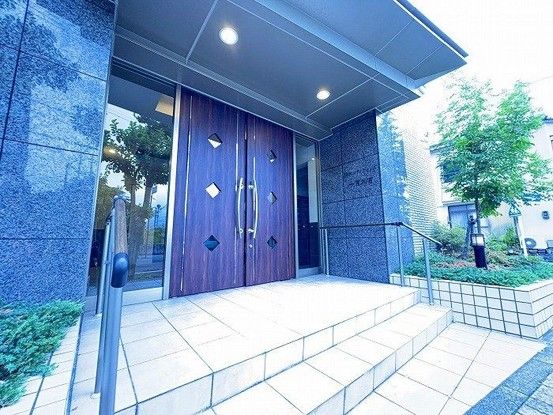 Renovated 4LDK Apartment near Meitetsu Ichinomiya Station - Thumbnail 2
