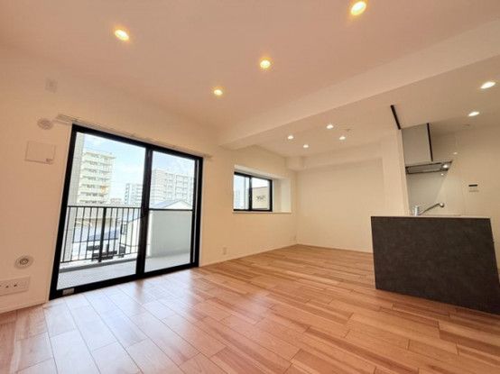 3LDK Apartment for Sale in Hakata Ward, Fukuoka - Thumbnail 3