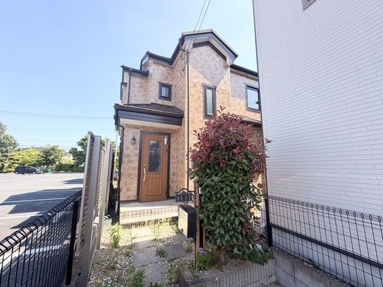 4LDK Detached House for Sale in Higashi Osawa, Koshigaya - Thumbnail 2