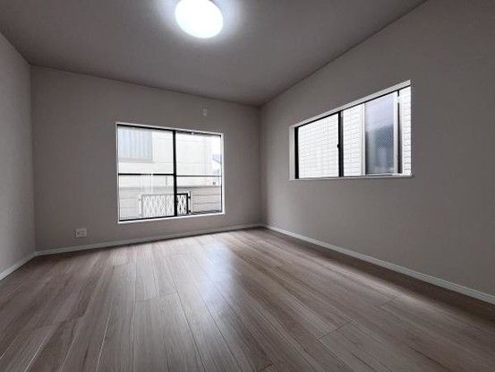 Renovated 4LDK House for Sale in Osaka Fukushima Ward - Thumbnail 4