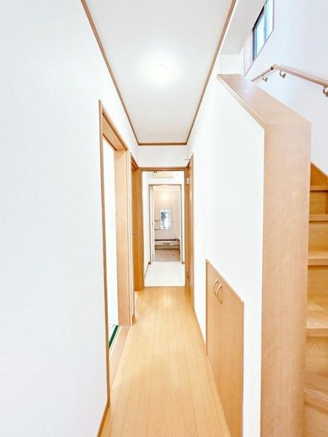 4LDK Detached House for Sale in Hanamigawa-ku, Chiba City - Thumbnail 2