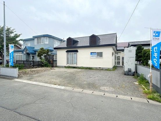 Renovated 3LDK House in Kuroishi, Aomori - 106sqm - Thumbnail 2