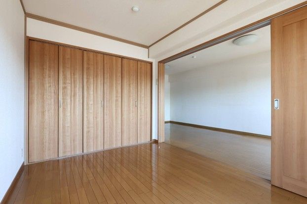 3LDK Apartment for Sale in Minami Ward, Hiroshima - Thumbnail 2