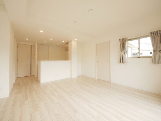 2LDK Apartment for Sale in Sawara Ward, Fukuoka City - Thumbnail 4